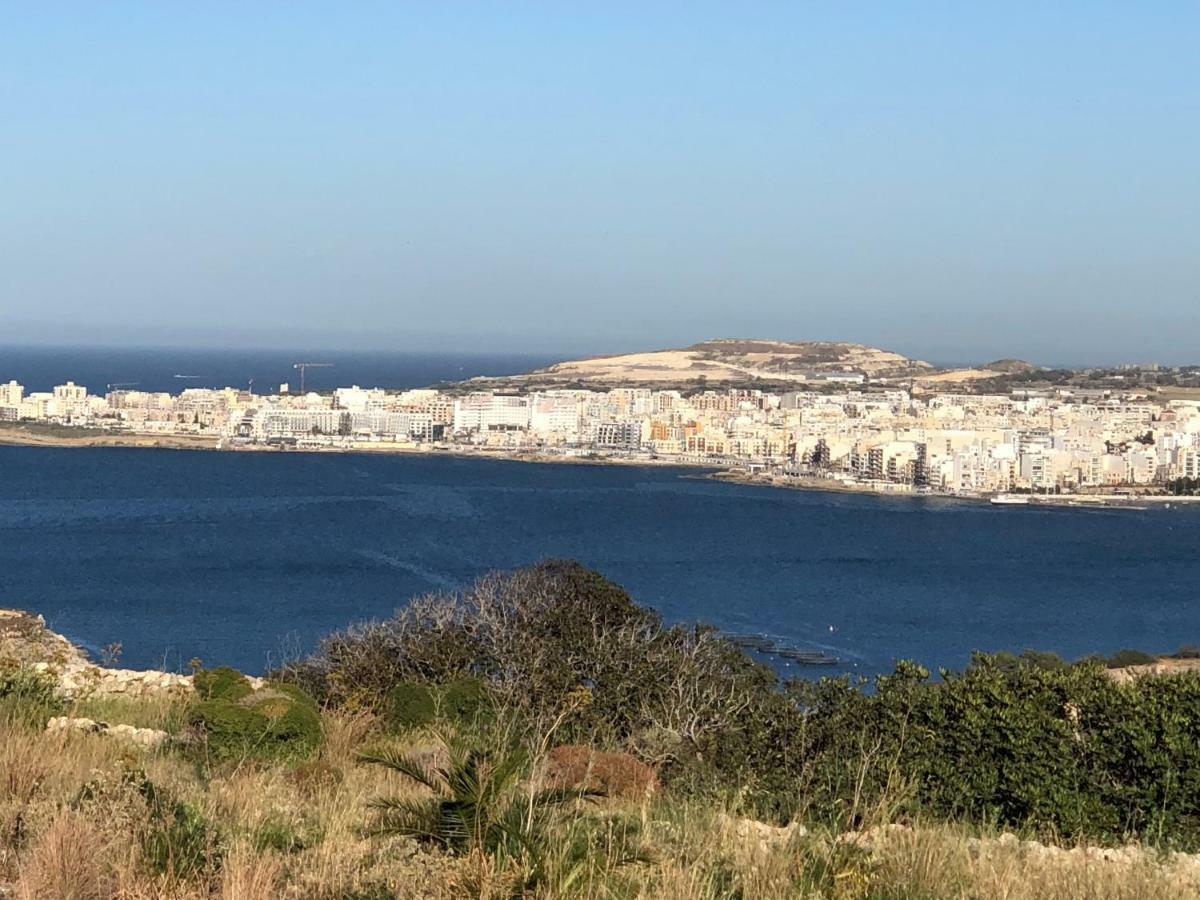 Modern Apartment With Sea View Mellieħa Екстериор снимка