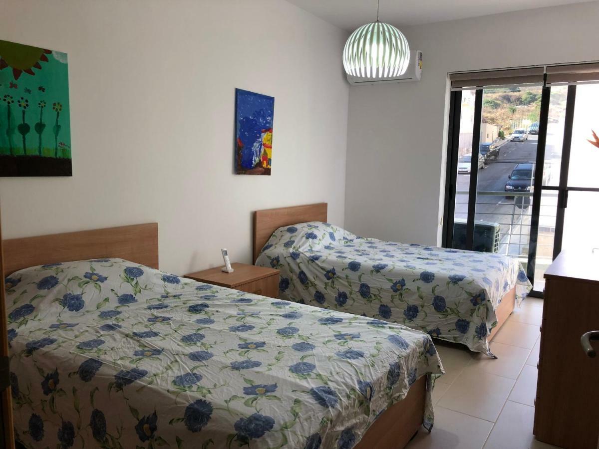 Modern Apartment With Sea View Mellieħa Екстериор снимка